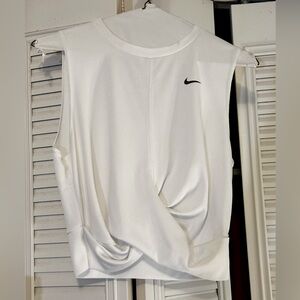 Nike Dri-Fit Cropped Twist Training Tank Size Medium White